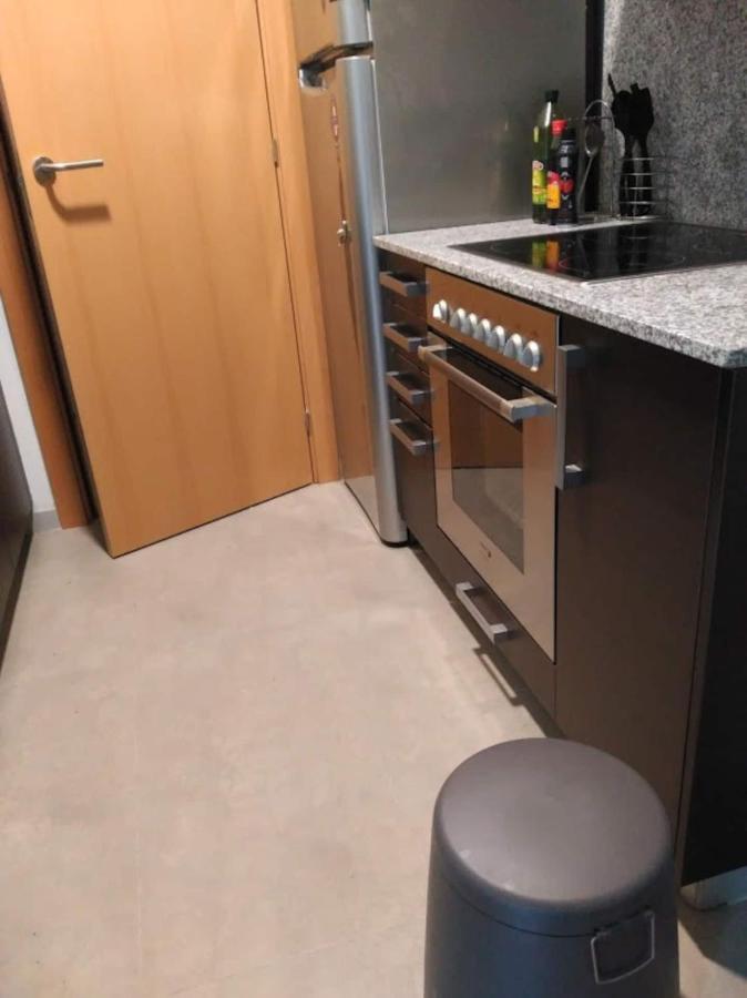 Stylish Flat, 2 Bathrooms And Swimming Pool, Next To The Beach! Сант Адриа де Бесос Екстериор снимка
