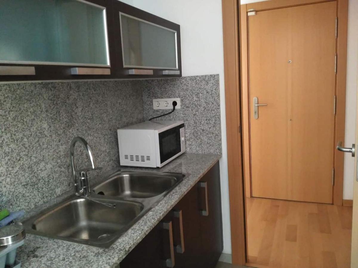 Stylish Flat, 2 Bathrooms And Swimming Pool, Next To The Beach! Сант Адриа де Бесос Екстериор снимка